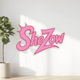 Autocollant Écrit Shezow en rose avec des piques sur S en rose décoration decostickerstore - VK0OGF